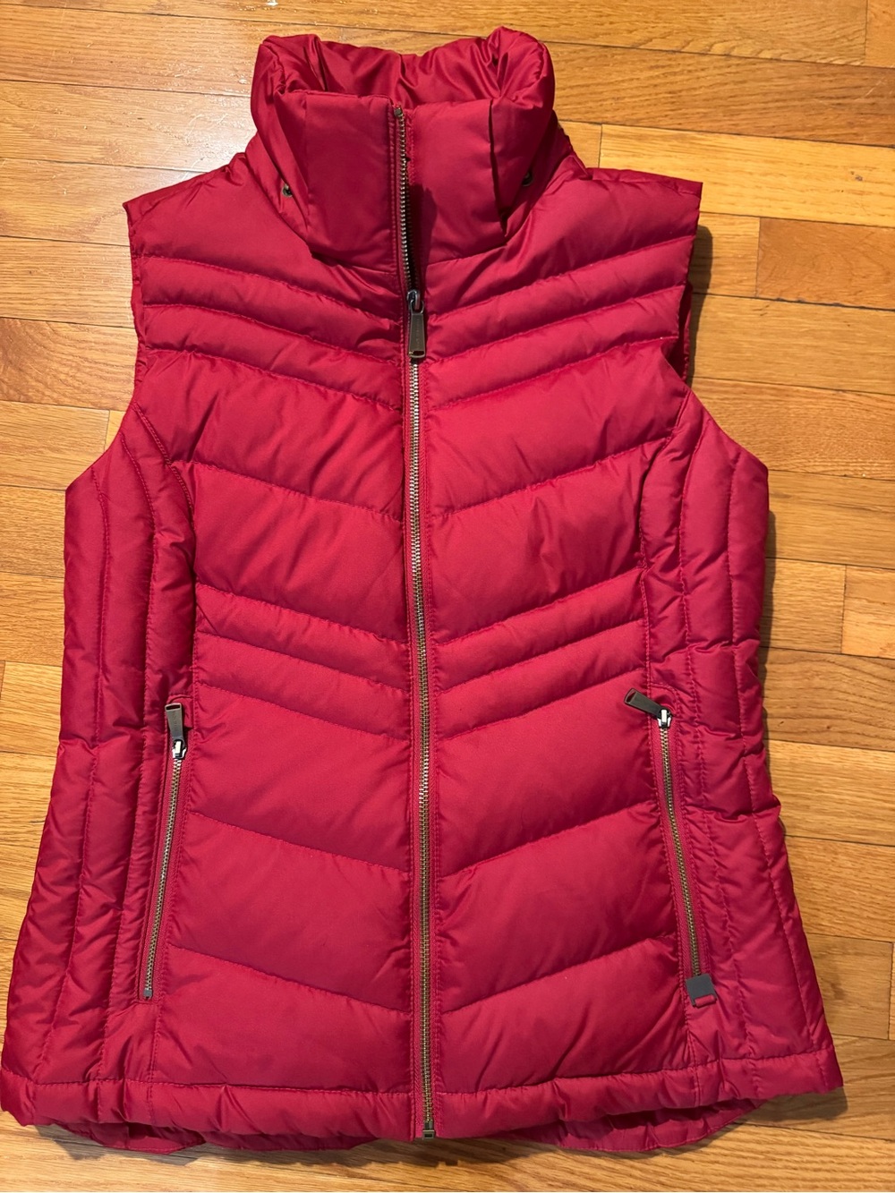 Michael Kors Women’s Small Red Quilted Puffer Vest Full Zip Zip Pockets